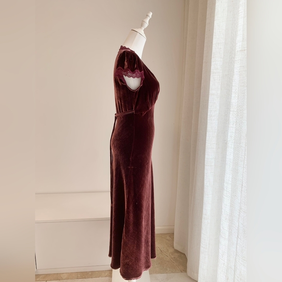 Rixo Red Velvet Clarice Midi Dress - Picture 10 of 11